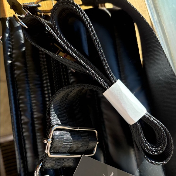 NWT! Think Rolyn Bag - Picture 3 of 4